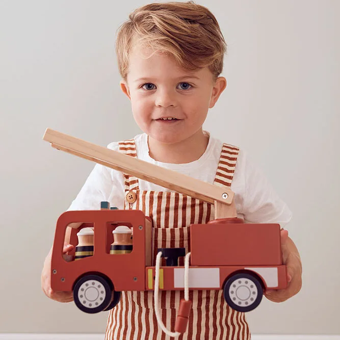 Camion de pompier en bois – Image 10