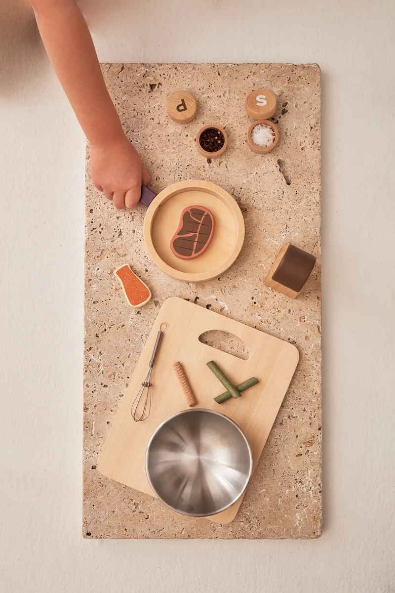 Assortiment d'aliments en bois – Image 4